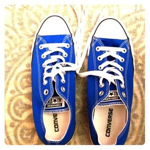 Brand new blue converse